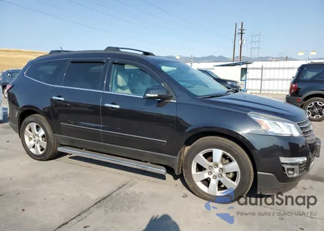 2014 Chevrolet Traverse Ltz z USA, uszkodzony, nr VIN 1GNKVJKD1EJ153995